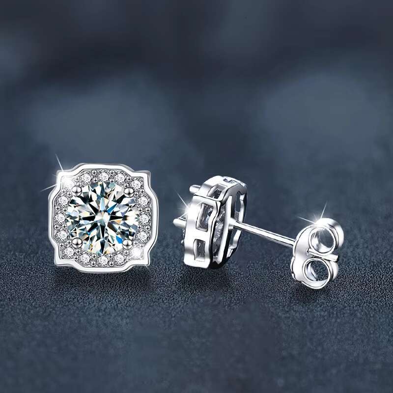 High Quality 5mm Moissanite Stud Earrings 925 Sterling Silver Hot Wholesale for Women Perfect Christmas Gift