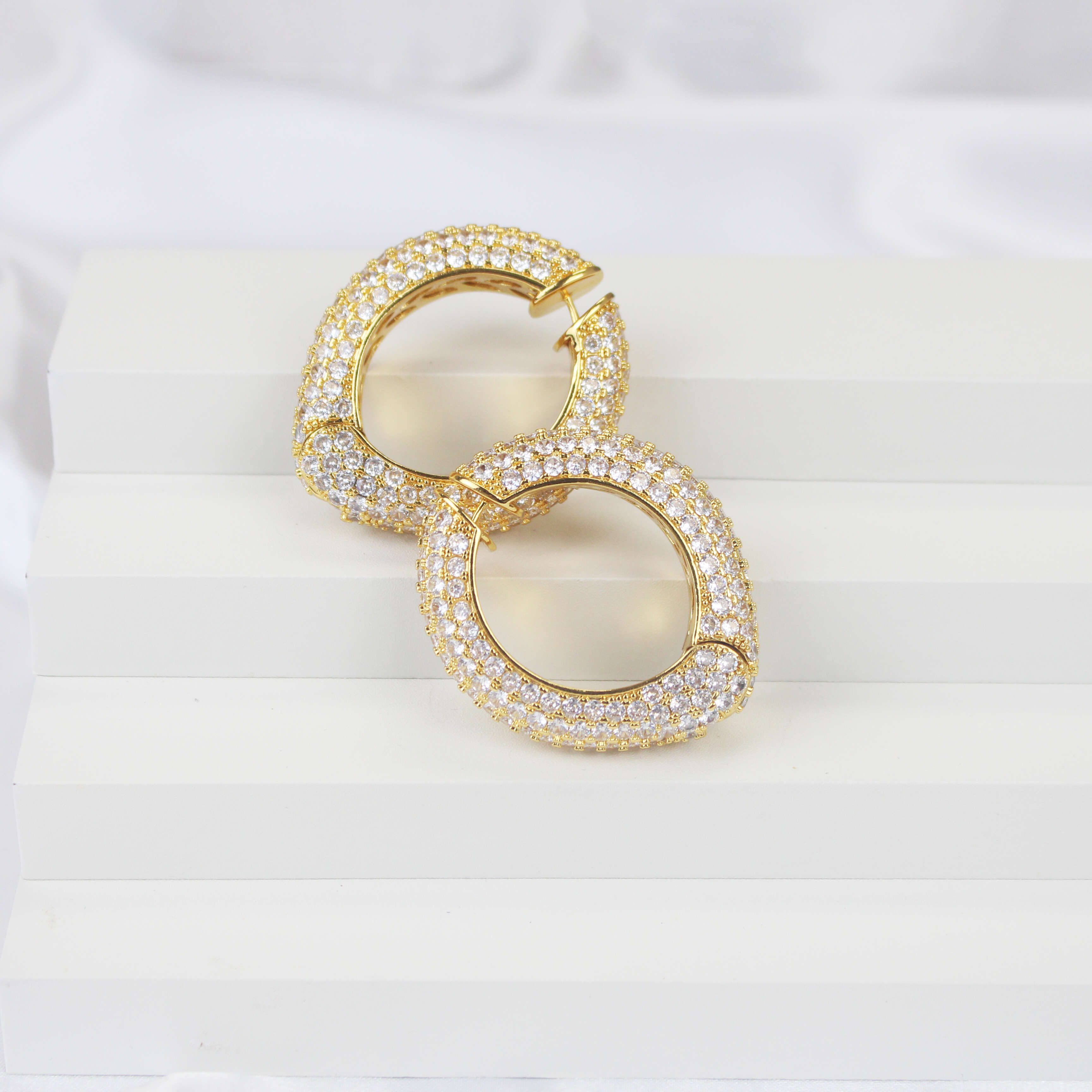 High Quality Vintage Jewelry Intay Moissanite Gold Plated Real Earrings with 925 Silver Pin Low Price Factory Ready Stock
