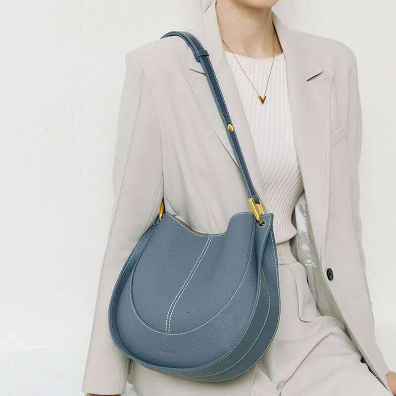 Fashion Women's Large Capacity Designer Shoulder Bag High Quality Cowhide Handbags Women Crossbody Saddle Bags