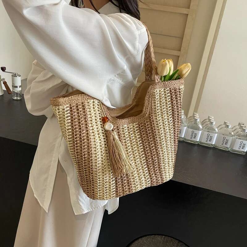 2025 New Casual Straw Woven Women's Large Capacity Designer Summer Single Shoulder Commuting Woven Bag Beach Bag Trendy Single Shoulder Bag 5