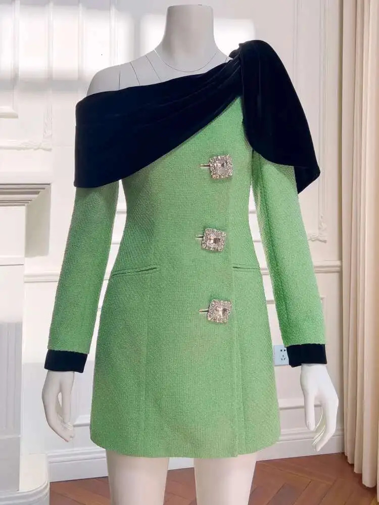 IEQJ Green Diamonds Diagonal Shoulder Tweed Dress Women Block Color Long Sleeve Single Breasted Dresses Female 3WM2566 250529