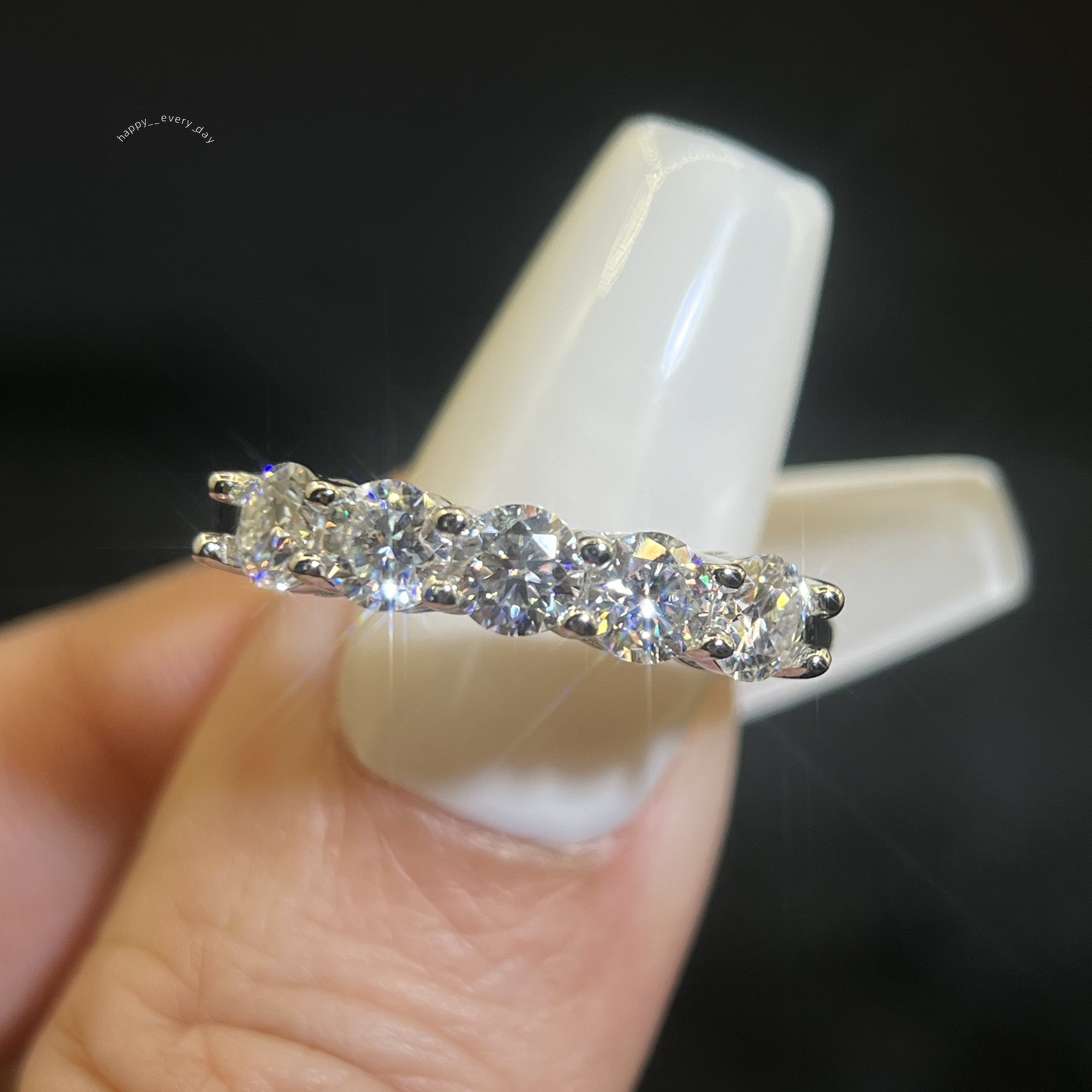 Wholesale Price Vvs Moissanite Band Eternity Ring Single 4mm Brilliant Cut Gemstone 925 Sterling Silver Wedding Rings for Women