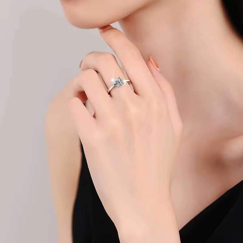 Custom 925 Silver Wedding Ring with Moissanite Diamond Stone Gemstone Jewelry Trendy Style for Anniversary