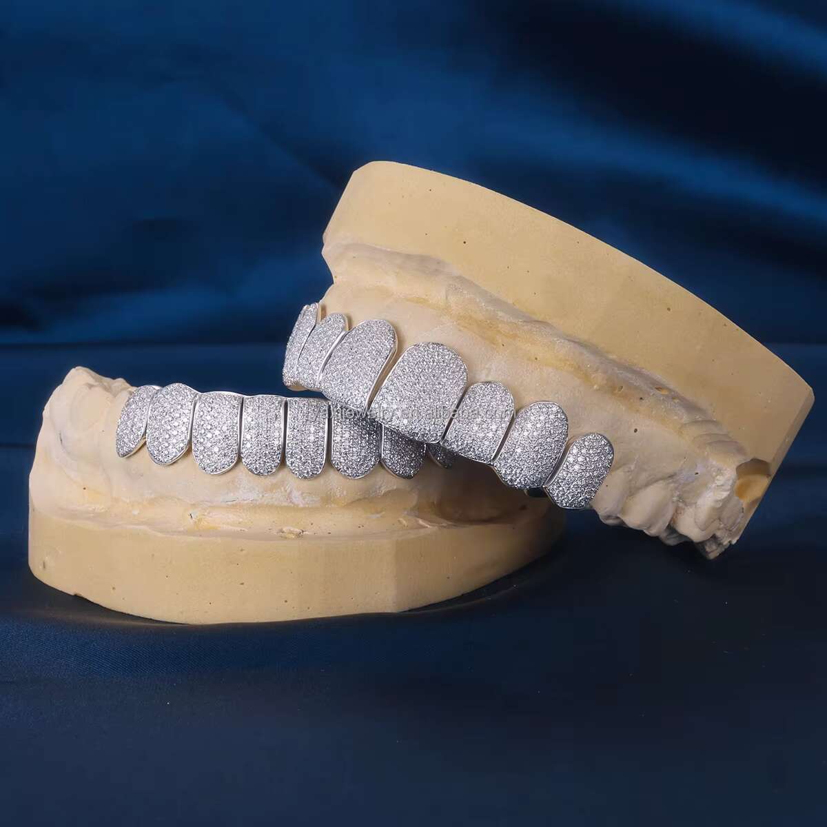 Custom Top Bottom 8 Silver 10k 14k 18k Real Gold Grillz Lab Grown Diamond VVS Moissanite Natural Lab Diamond Teeth Grillz