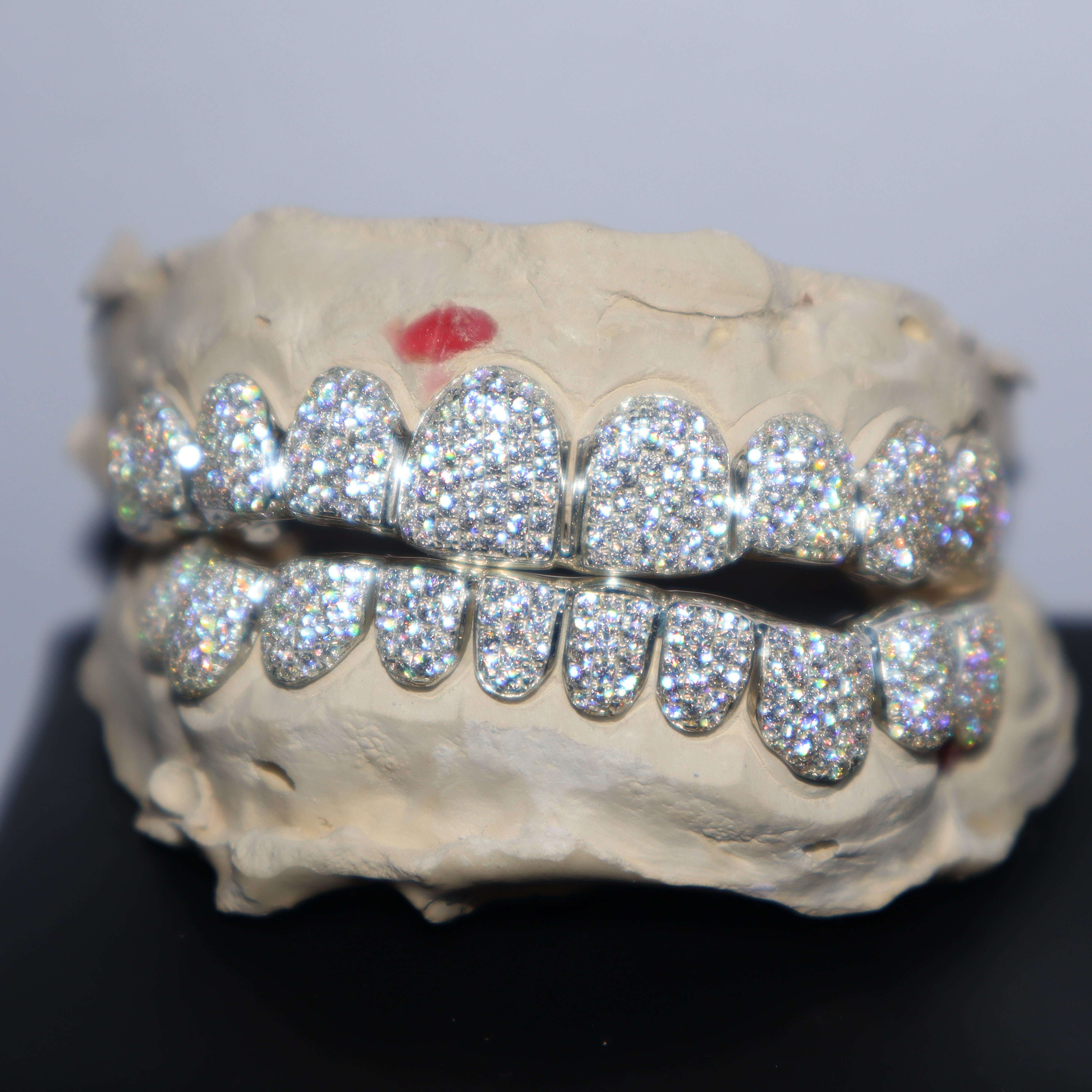 Help Customer Setting Diamonds Iced Out Your Own Grills 1.0-1.5MM VVS D Moissanite Gold Dental Teeth Grillz
