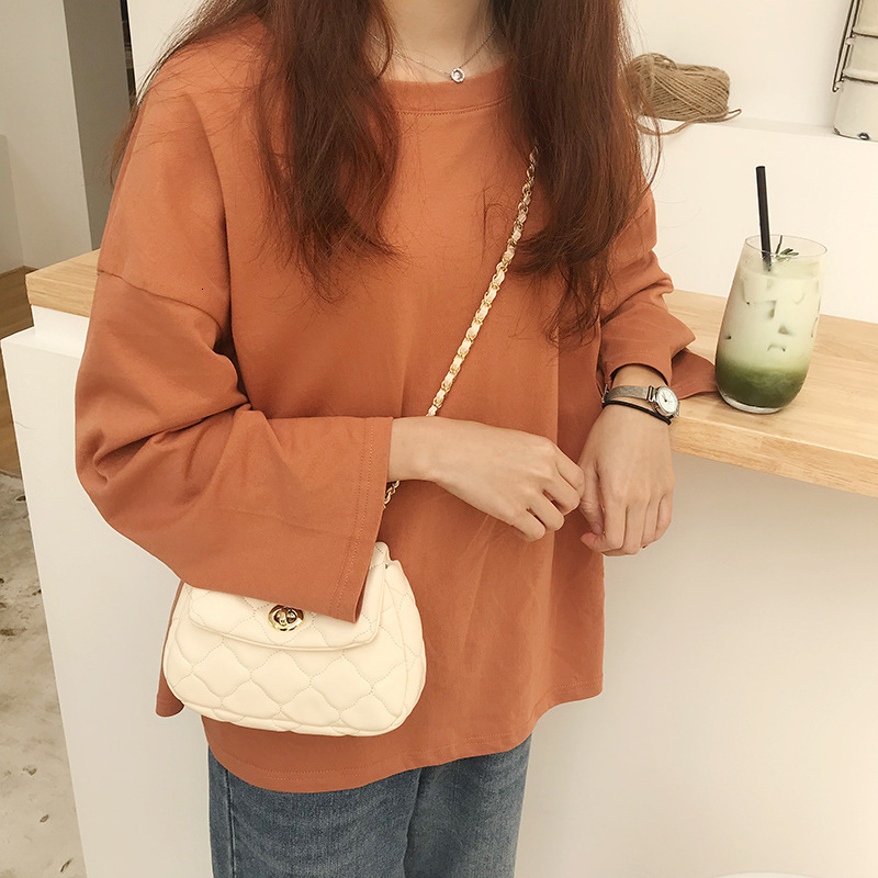 designer 2025 Spring Korean Style New Quilted Chain Cloud Bag Fashion Ins Casual Versatile Single Shoulder Crossbody Small Bag for Women