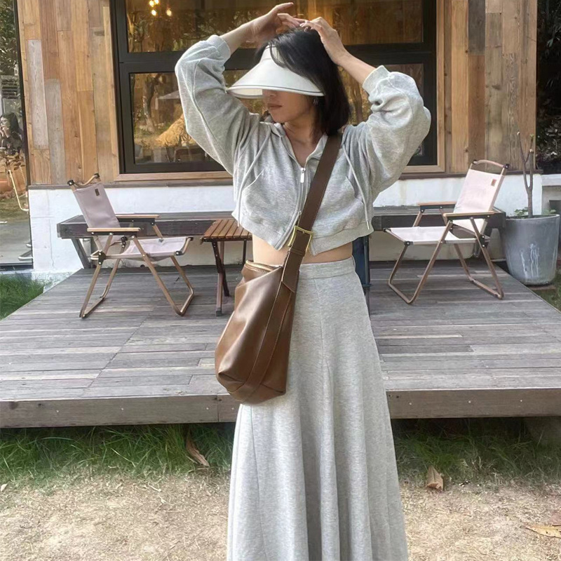 designer 2025 Korean Style Spring New Tote Bag for Women Simple Fashion Large Capacity Commuter Bag Trendy Soft Minimalist Crossbody Bag