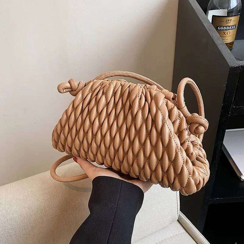 Brand Shoulder For Women Fashion Embroidered Thread Messenger Cute Purse Crossbody Bag Designer Clutch Hobos