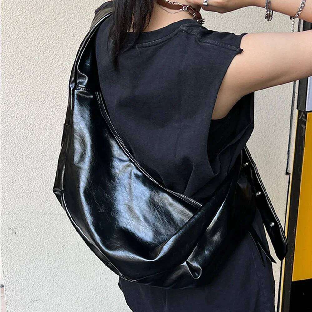 Designer Bag Designer Bag Designer Bag Soft PU Leather Shoulder Half Moon Cloud Tote For Large Capacity Crossbody Bags Wide Strap Hobo Women Bag