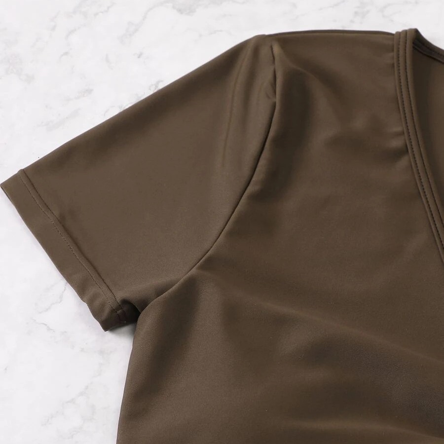 Summer Beach Sexy Women Free Shipping 2025 New Designer Shoes 2025 Solid Color V-neck Sexy Two Piece Bikini Ins Drawstring Flat Angle Sports Beach Swi