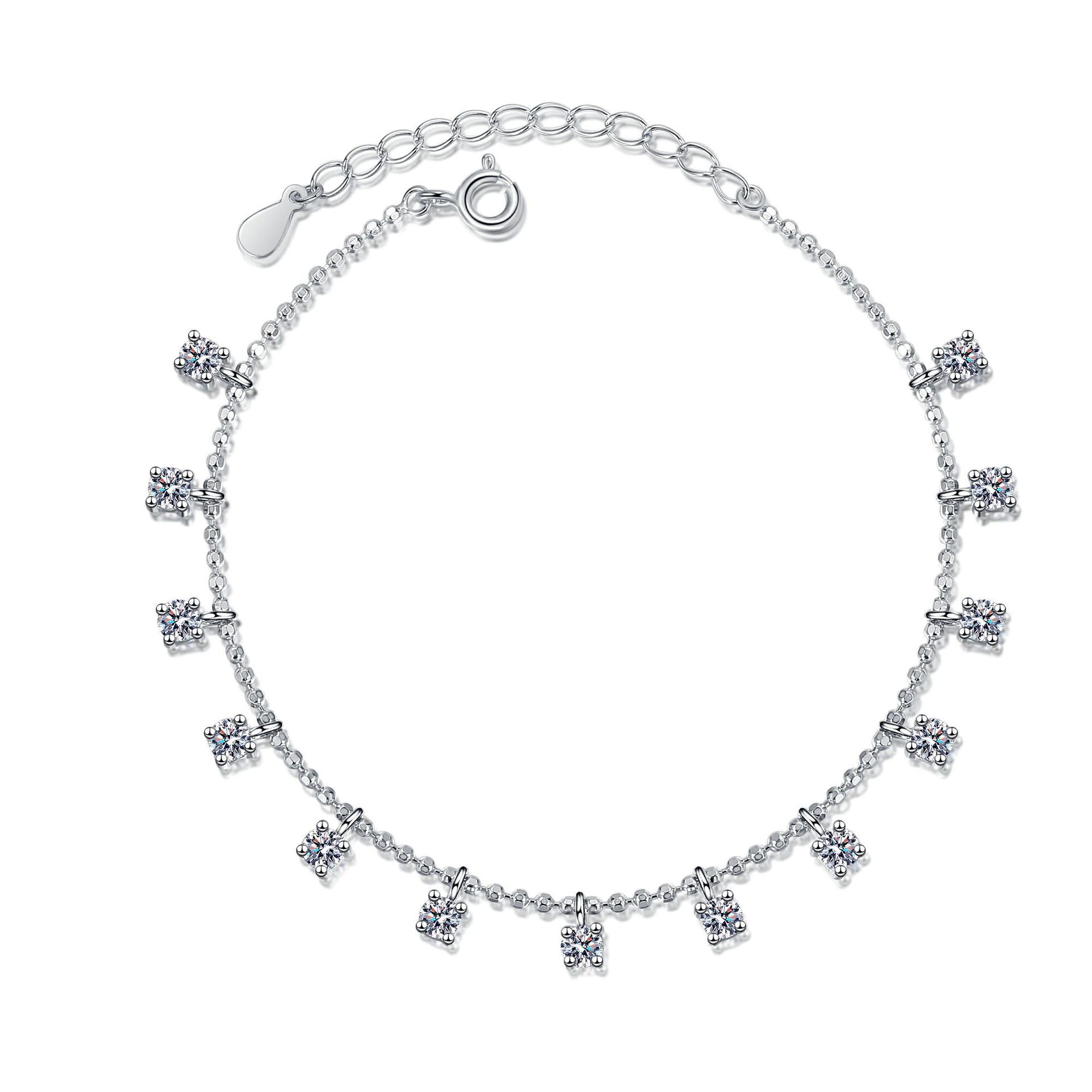 925 Sterling Silver Moissanite Heart Bracelet, Platinum Plated Adjustable Elegant Bracelet for Everyday Luxury