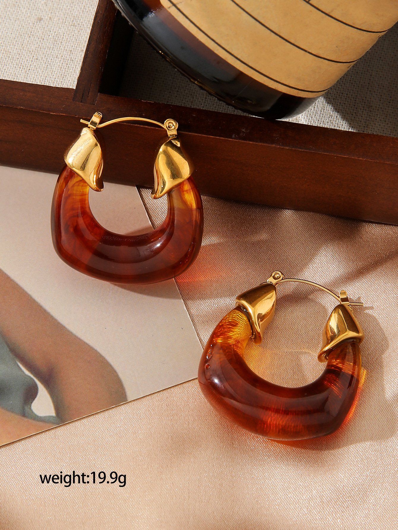 Hot-Selling Round Hollow for Women Gold-Plated Oil-Drip Acrylic High-End Earrings