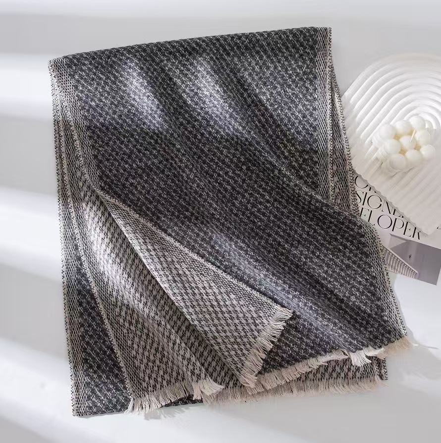 T862 autumn and winter new wool scarf houndstooth women's high-end neck scarf versatile thick warm shawl
