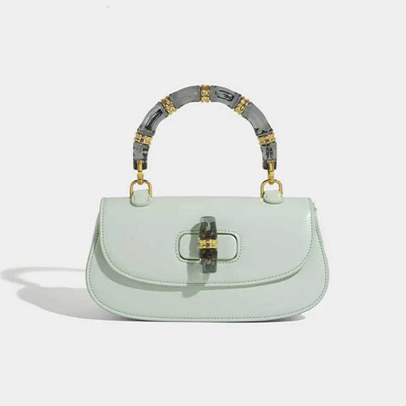 Super Beautiful Bamboo Handbag Retro Brand Saddle New Women's High-End Exquisite Pink Lock Leather Shoulder Bag