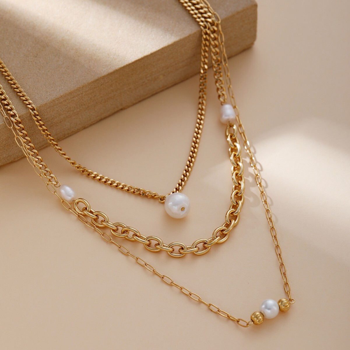 Design Imitation Baroque Style Three-in-One Pearl Necklace