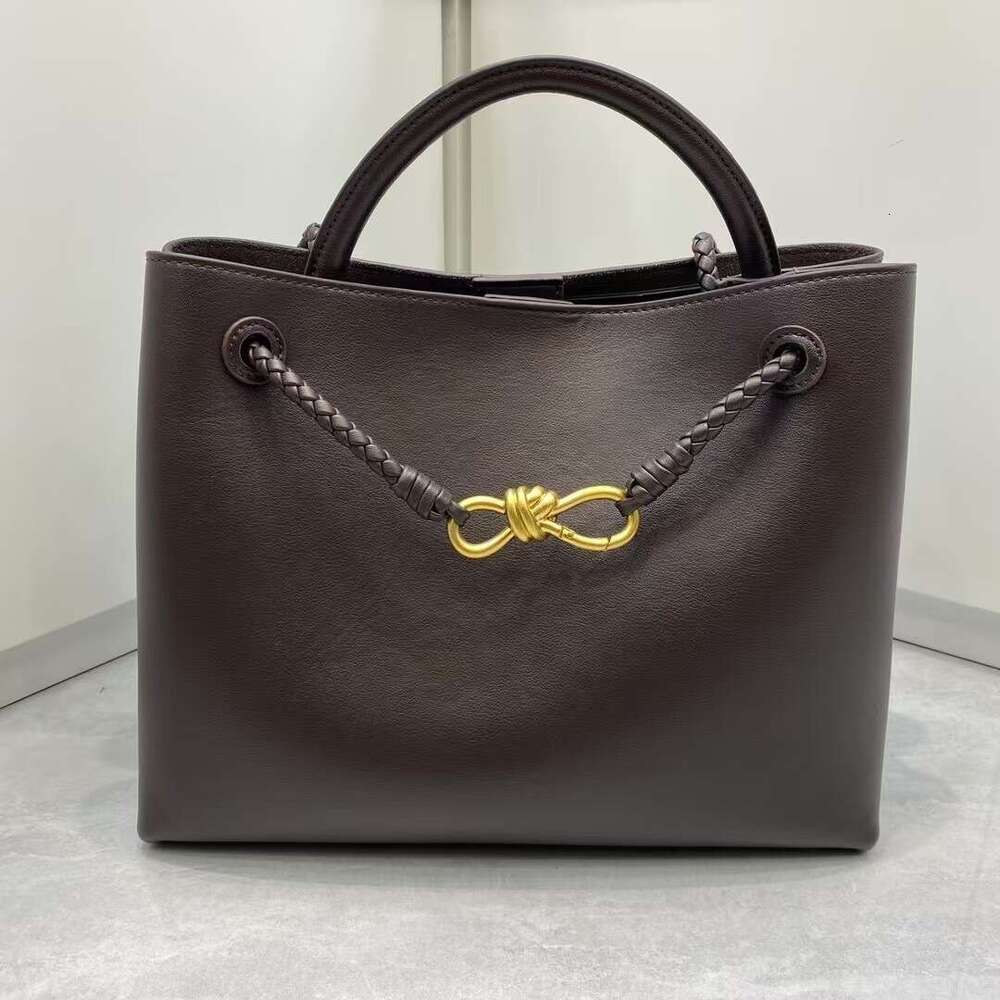 Winter New Large Capacity Commuter Casual Versatile Handbag Women s Shoulder Crossbody Tote Bag