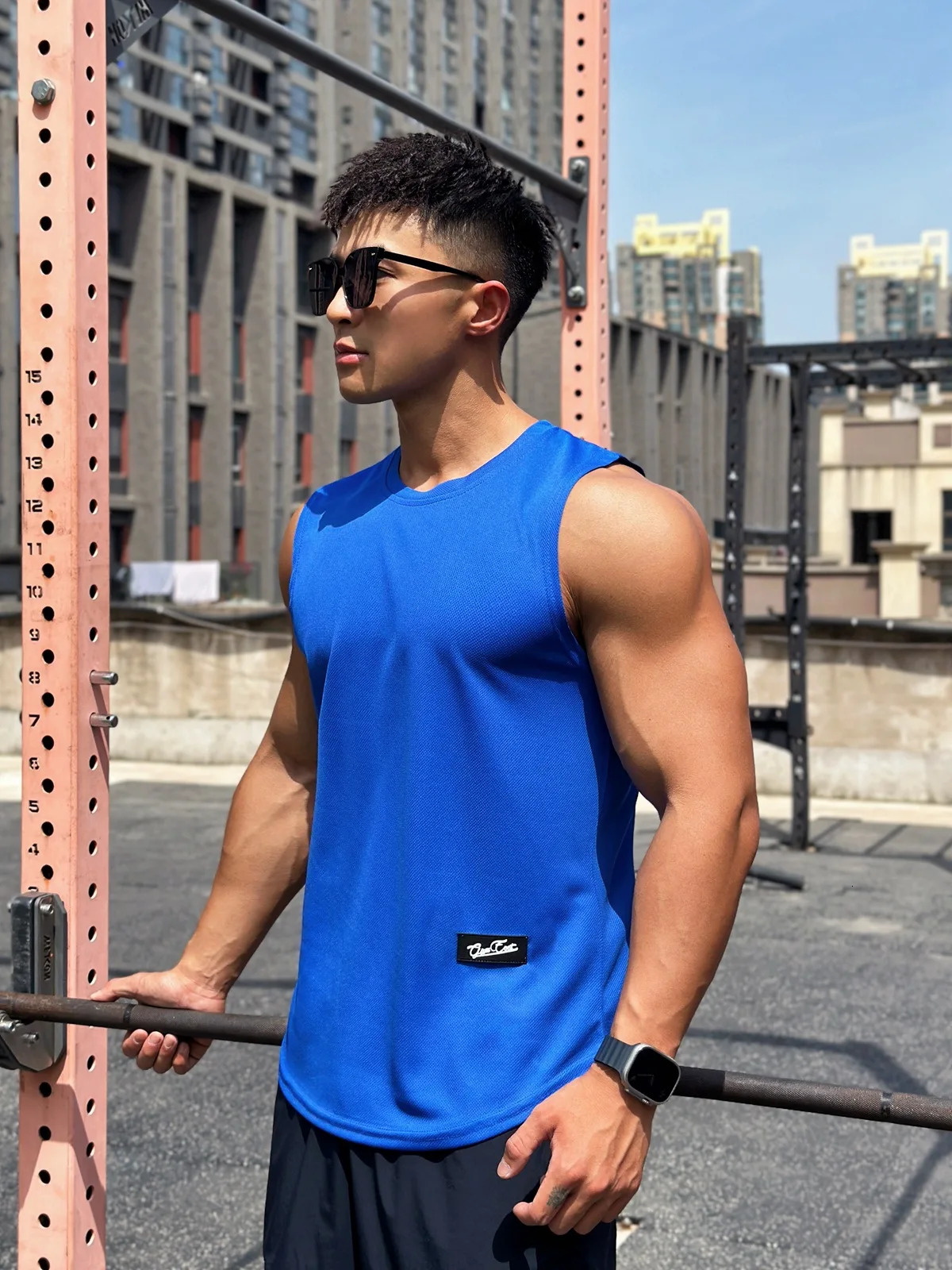 Mens Gym Tank top Men Fitness Sleeveless Shirt Male Mesh Breathable Sports Vest Undershirt Gyms Running 250527