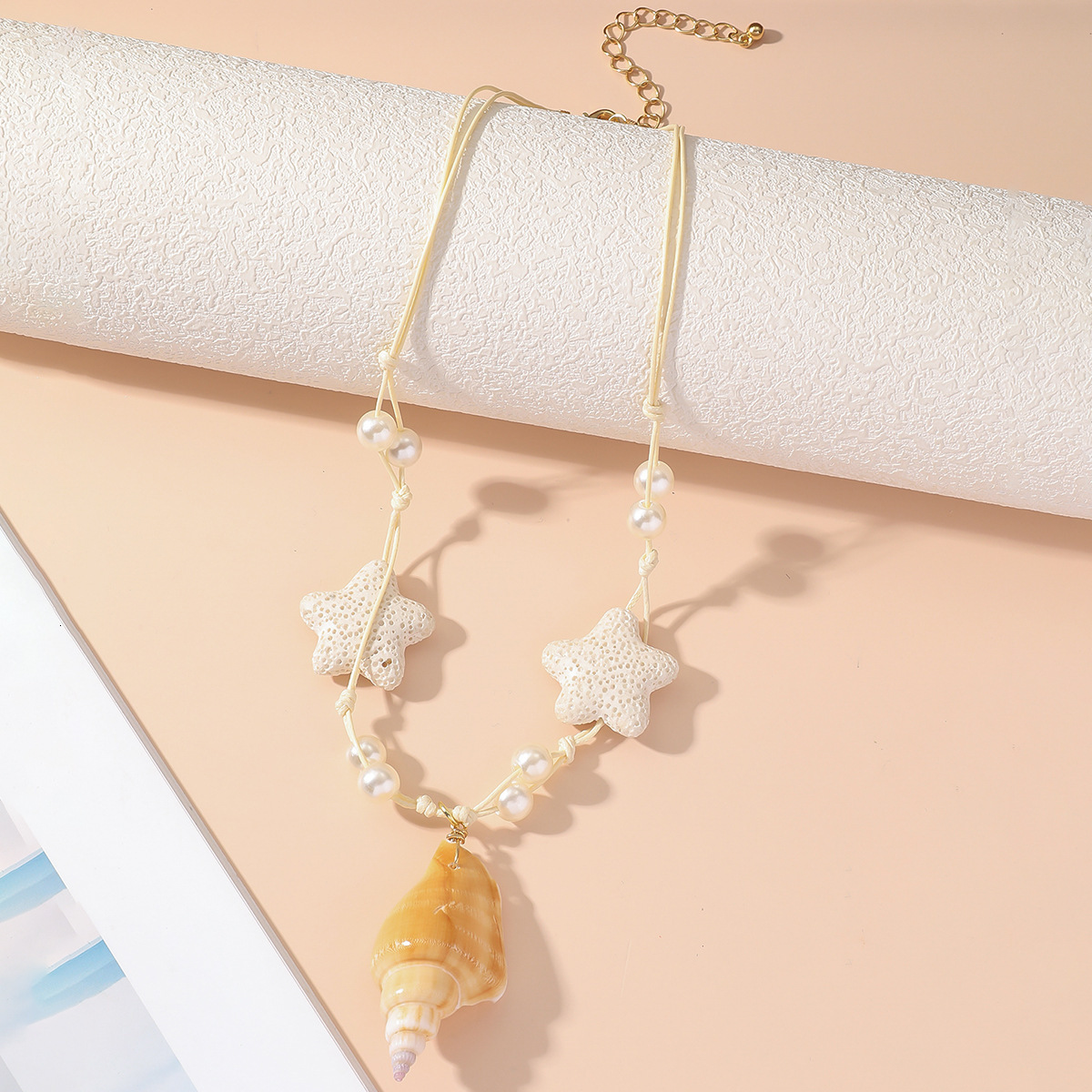 Ladies' starfish shell beach personalized simple pendant necklace, internet famous collarbone chain