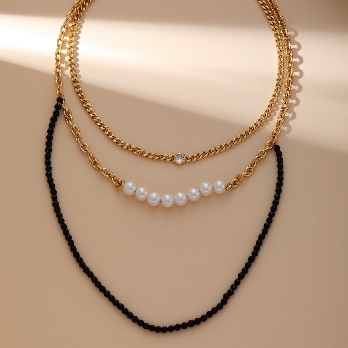 Style Pointed Rhinestone Fashionable Simple Handmade Black and White Collarbone Chain Jewelry Neckband Accessories