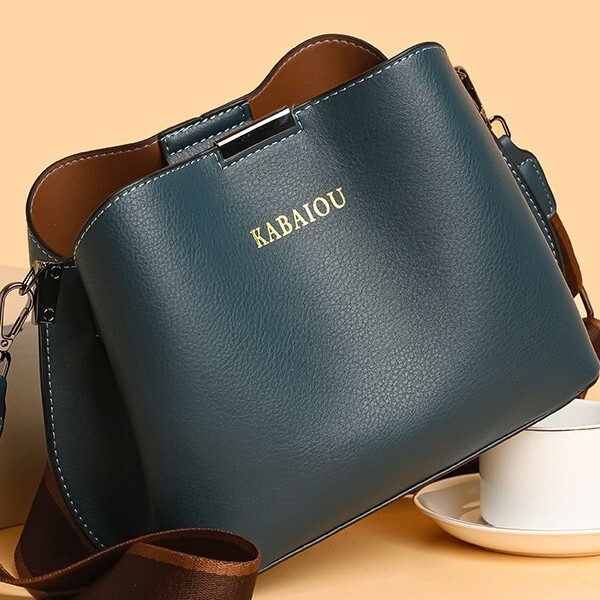 Light luxury women s crossbody bag new fashionable and elegant shoulder bag designer large fashion capacity high end fashion casual women s bag