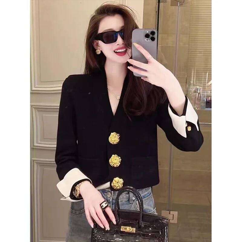 Women Fashion Solid Knitted Cardigan 2023 Autumn Winter New Vintage Gold Buttons Sweater Female Tops Simple Casual Knitwear