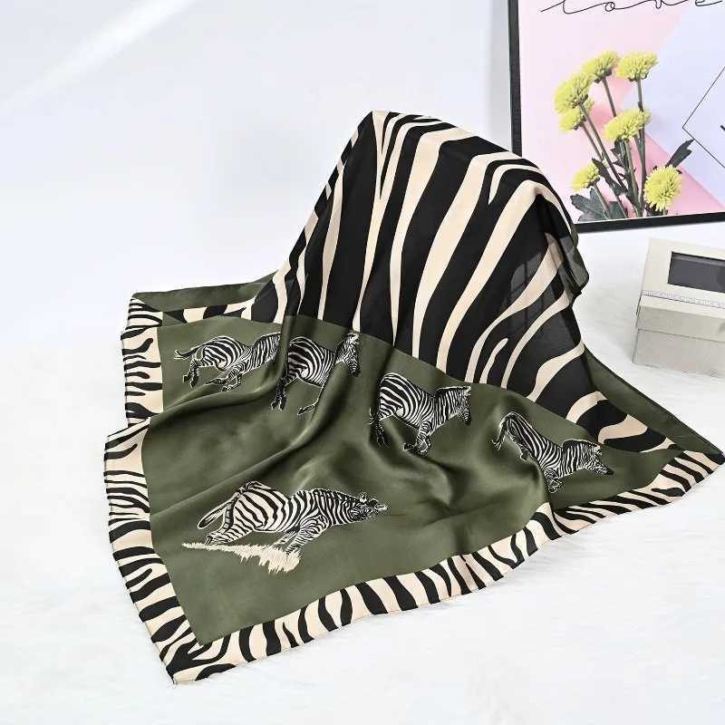 70cm Black and White Animal Printed Scarf Womens Simulated Silk Animal Printed Scarf Fashion Elegant Headscarf Shawl W250602
