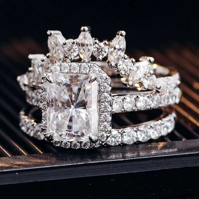 Luxury Custom Crownshaped 14K White Gold 925 Silver Radiant Cut Moissanite Diamond Stackable Ring Fine Jewelry for Ladies Rings