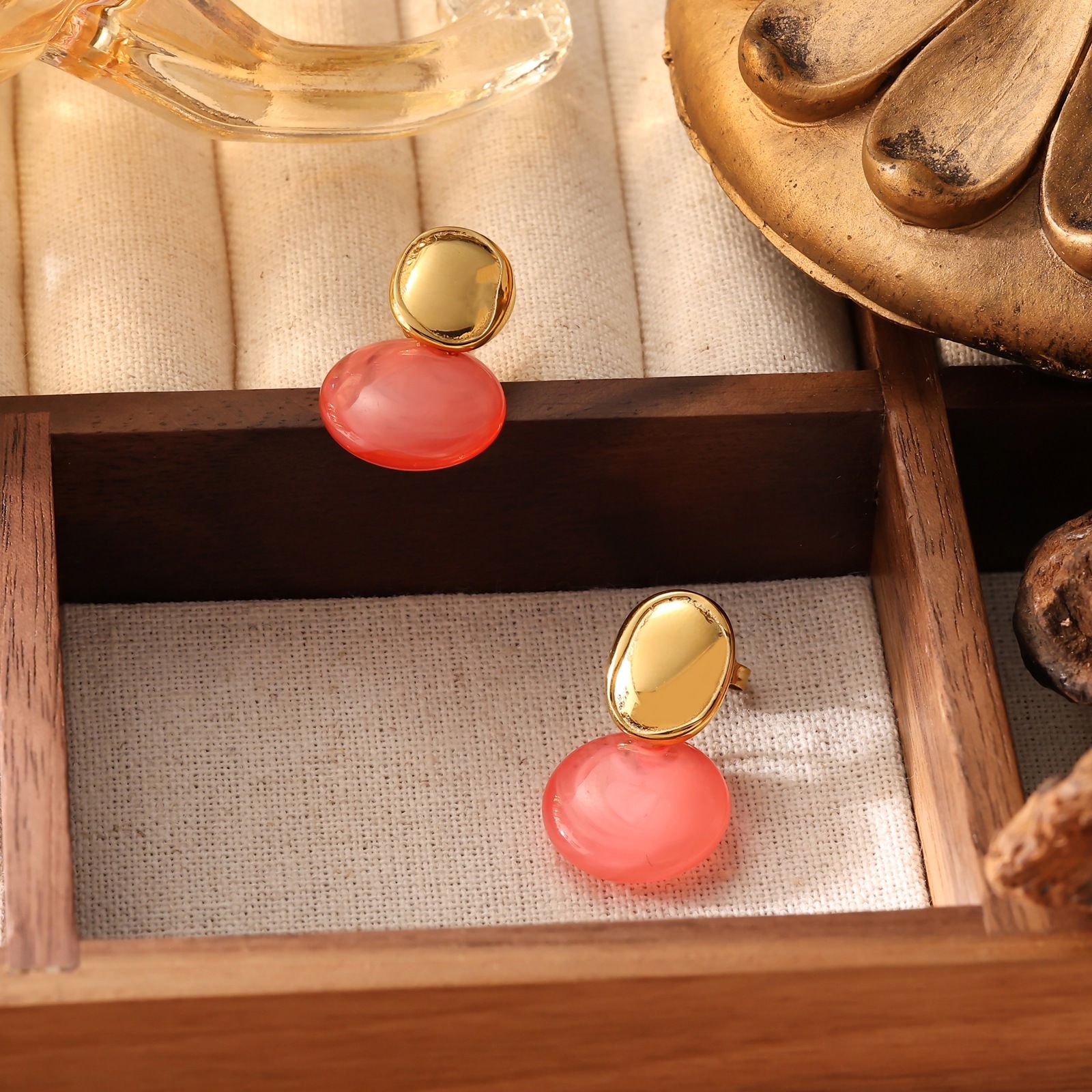 Minimalist Design Gray Pearl for Women, Elegant Luxurious, Sweet High-end, Versatile and Stylish Earrings