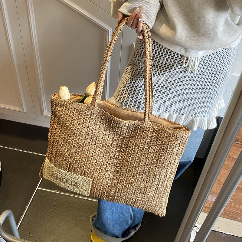 Free Shipping Designer Bag Small Fresh Weaving Seaside 2025 New Vacation Shoulder Literary Style Commuter Tote Women's Bag