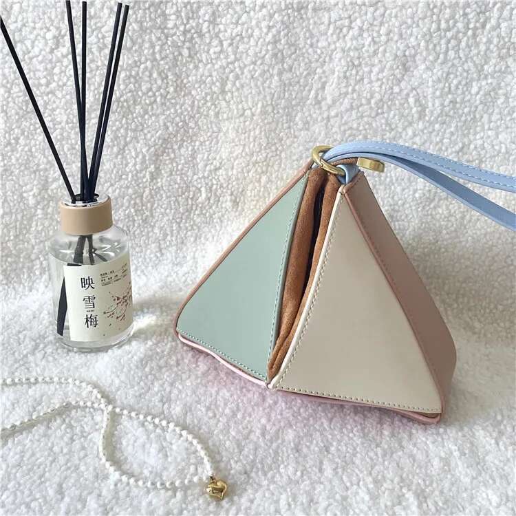 Crossbody Bag Women New Pleated Fashion Shoulder messenger PU leather Fold Triangle ladies Handbag Small Wrist bag bols