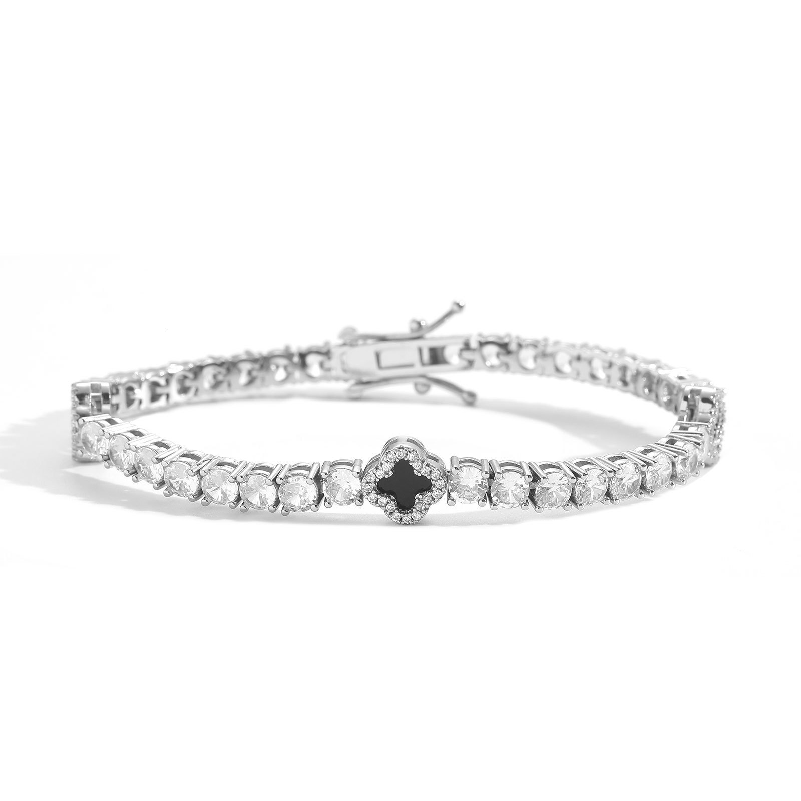 Ins Style Four-Leaf Clover Inlaid Diamond Tennis Chain Bracelet Exquisite High-End Fashion Flower Accessory New Arrival moissanite