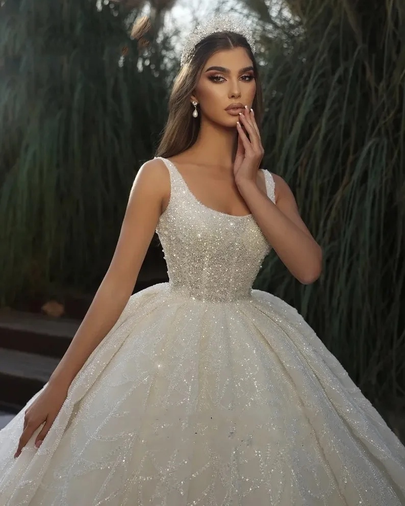 Vintage Ball Gown Wedding Dress Scoop Neck Sleeveless Bridal Gowns Sequins Sweep Train Dresses Customized vestidos de novia
