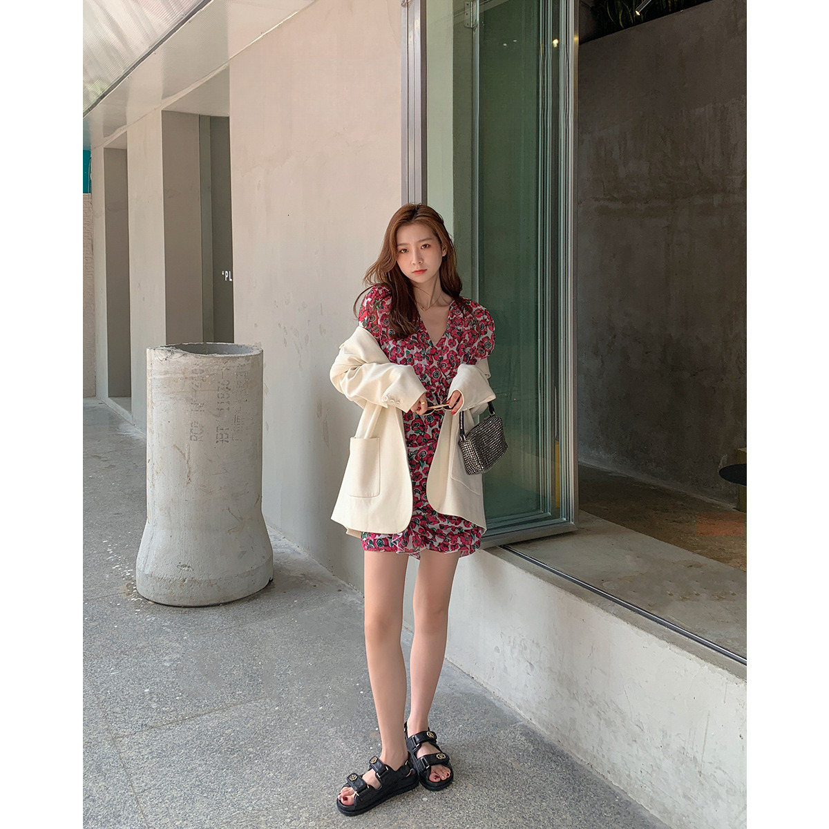 Women Sandals 2025 New Fairy Style Fashion Designer Velcro Summer Free Shipping New Multi Functional Flat Designer Sandals Shoes Outdoor Casual Slippe