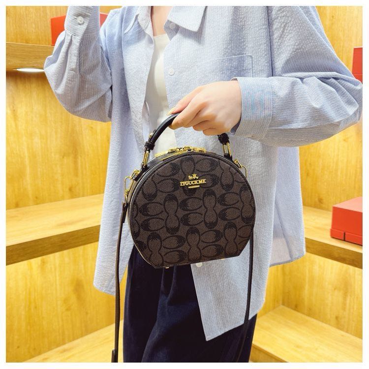 Designer Bag Luxury Bag Shoulder Bag New 2025 high value exquisite fashion retro vintage hundreds of rustic wind shoulder senior crossbody women'