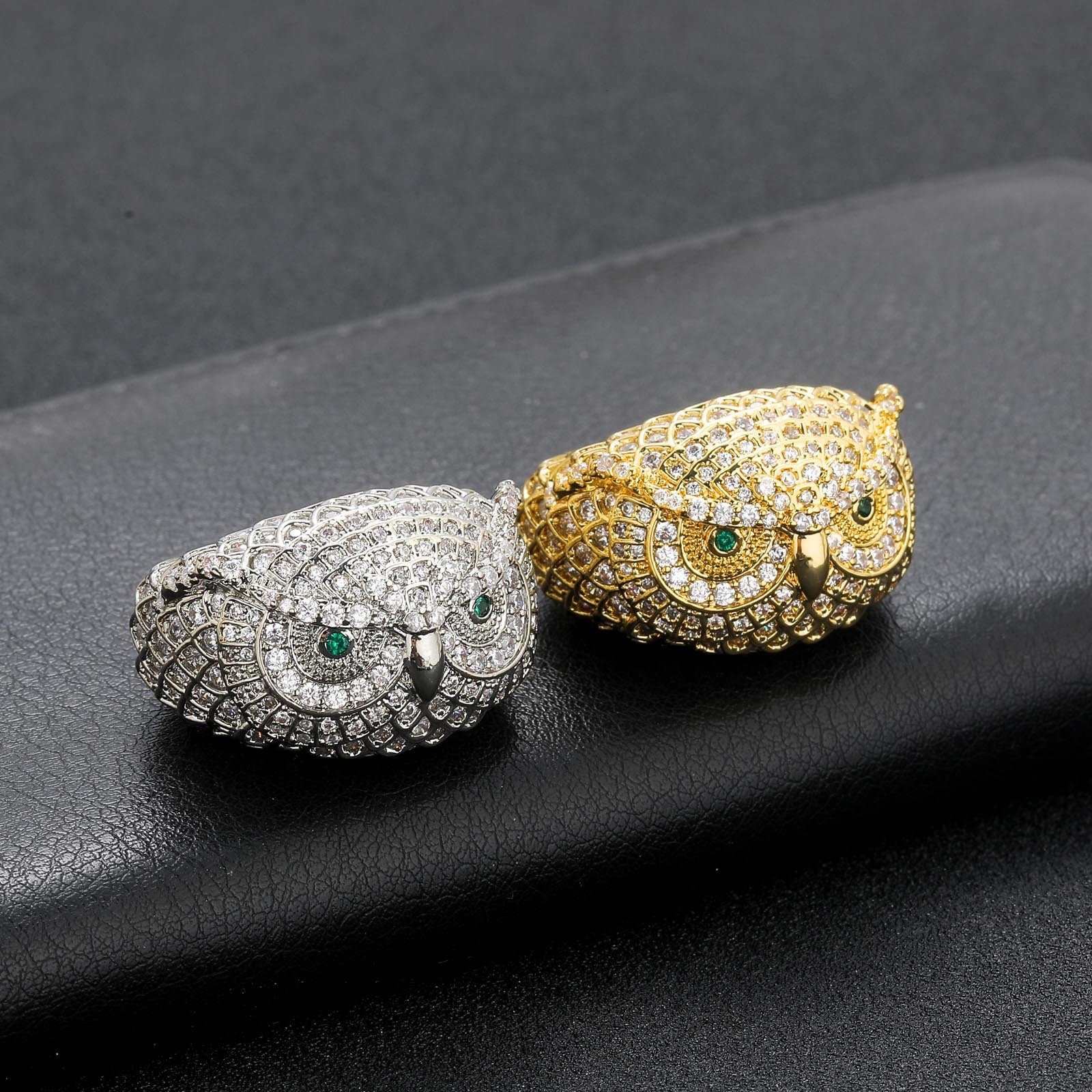 Hip hop owl green ring with Moissanite inlay personalized mens and womens hip-hop accessories trendsetter ring moissanite