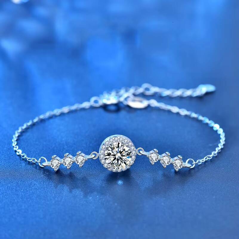 Round Brilliant Cut Moissanite Tennis Bracelet, Suitable for Women's Sier Wedding and Party Jewelry Elegant Bangle