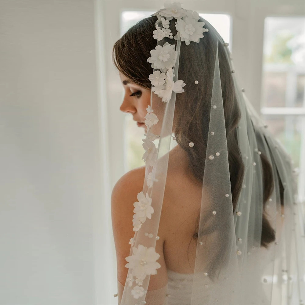 Bridal Veil with Flowers Short Pearls Wedding Veil 1 Tier Elegant Wedding Accessories for Bride Floral French Lace Trim VP67 250530