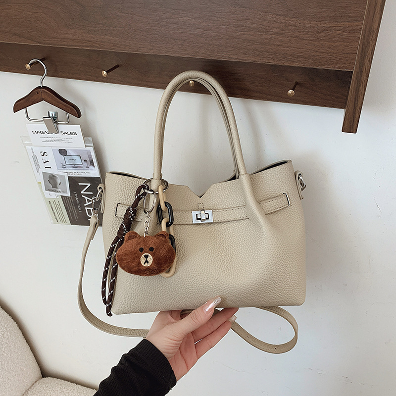 designer Vintage Large Capacity High-Quality Texture Handbag Mother-Daughter Bag 2025 New Spring Shoulder Crossbody Bag Versatile Bucket Bag