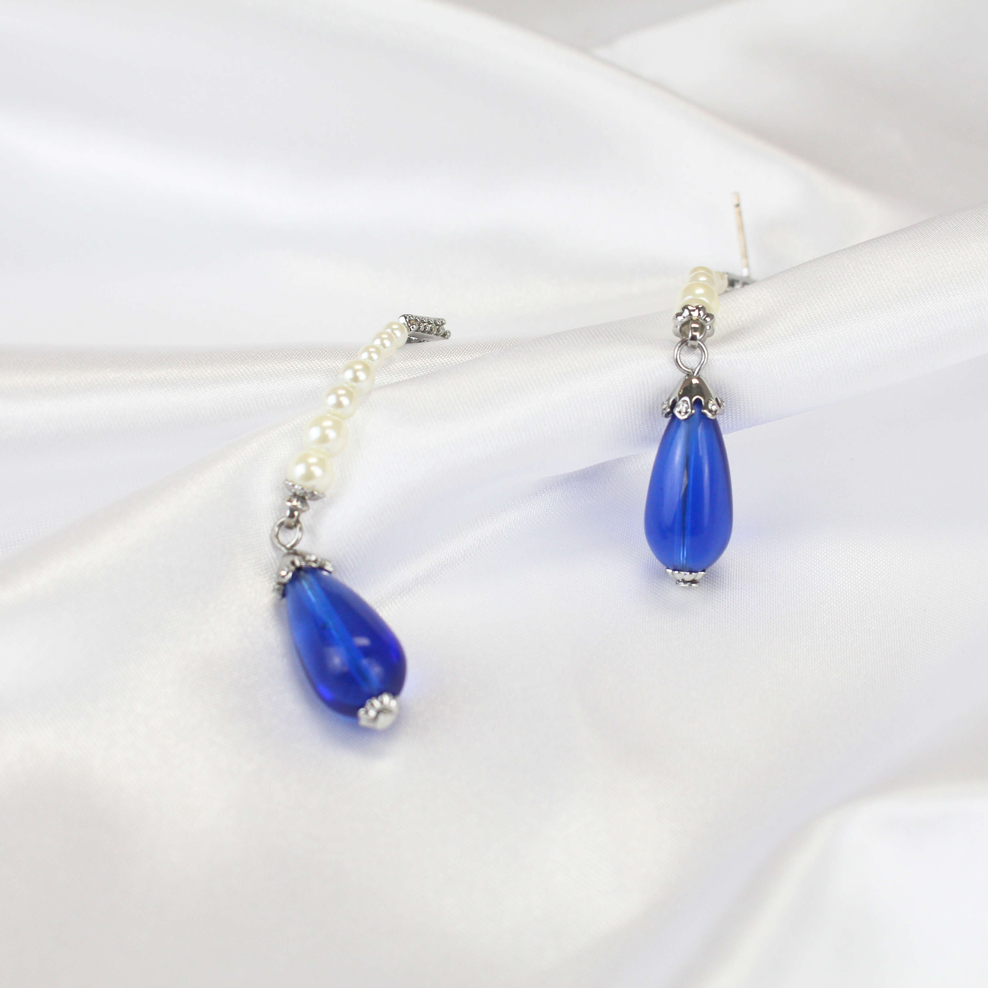 Simple Design Large Moissanite Rhodium Plated Pearl Necklace Earrings Jewelry Set Fashionable Plexiglass Pendant Included