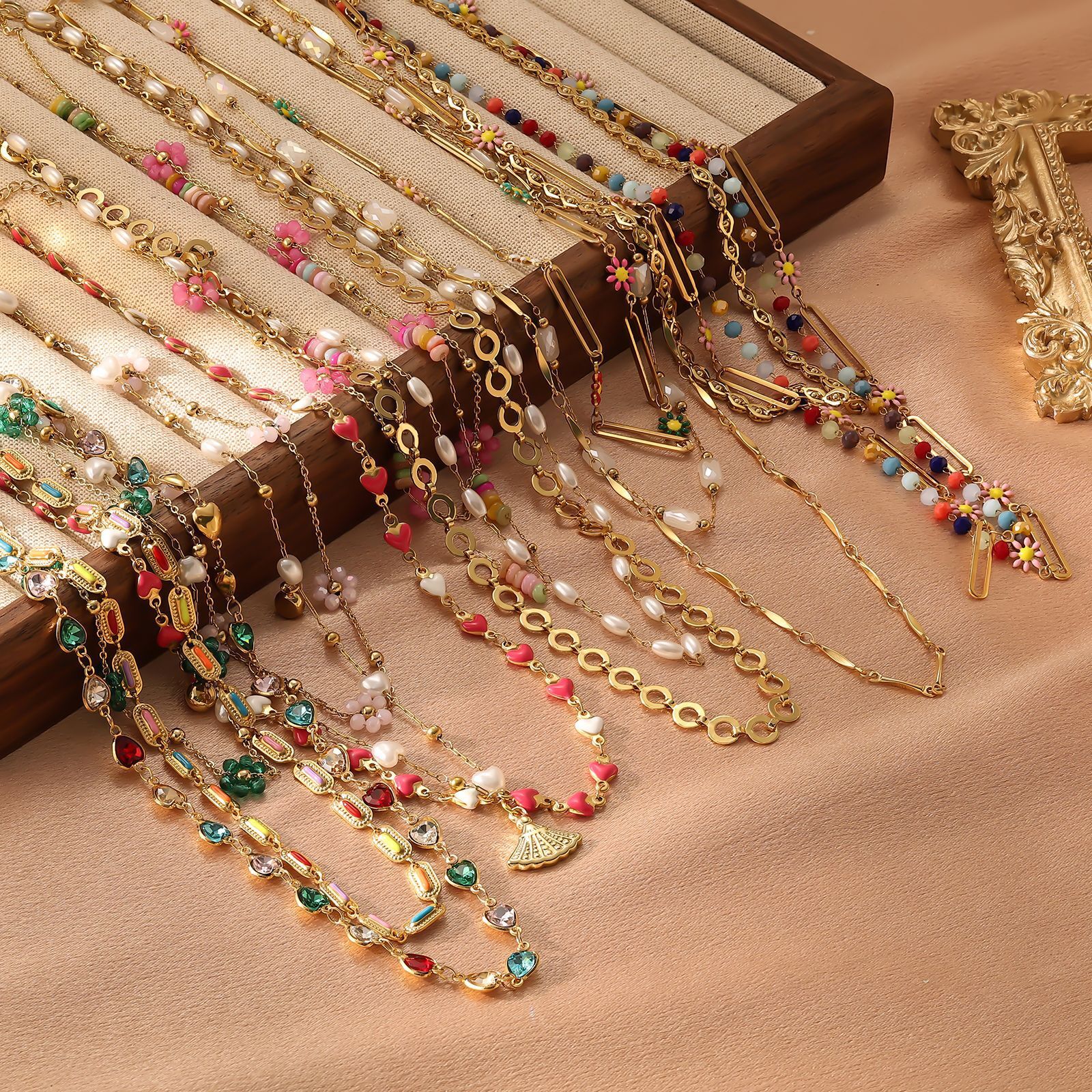 Imitation Tourmaline Bracelet with Water Red Agate, Pearl and Other Accessories Necklace