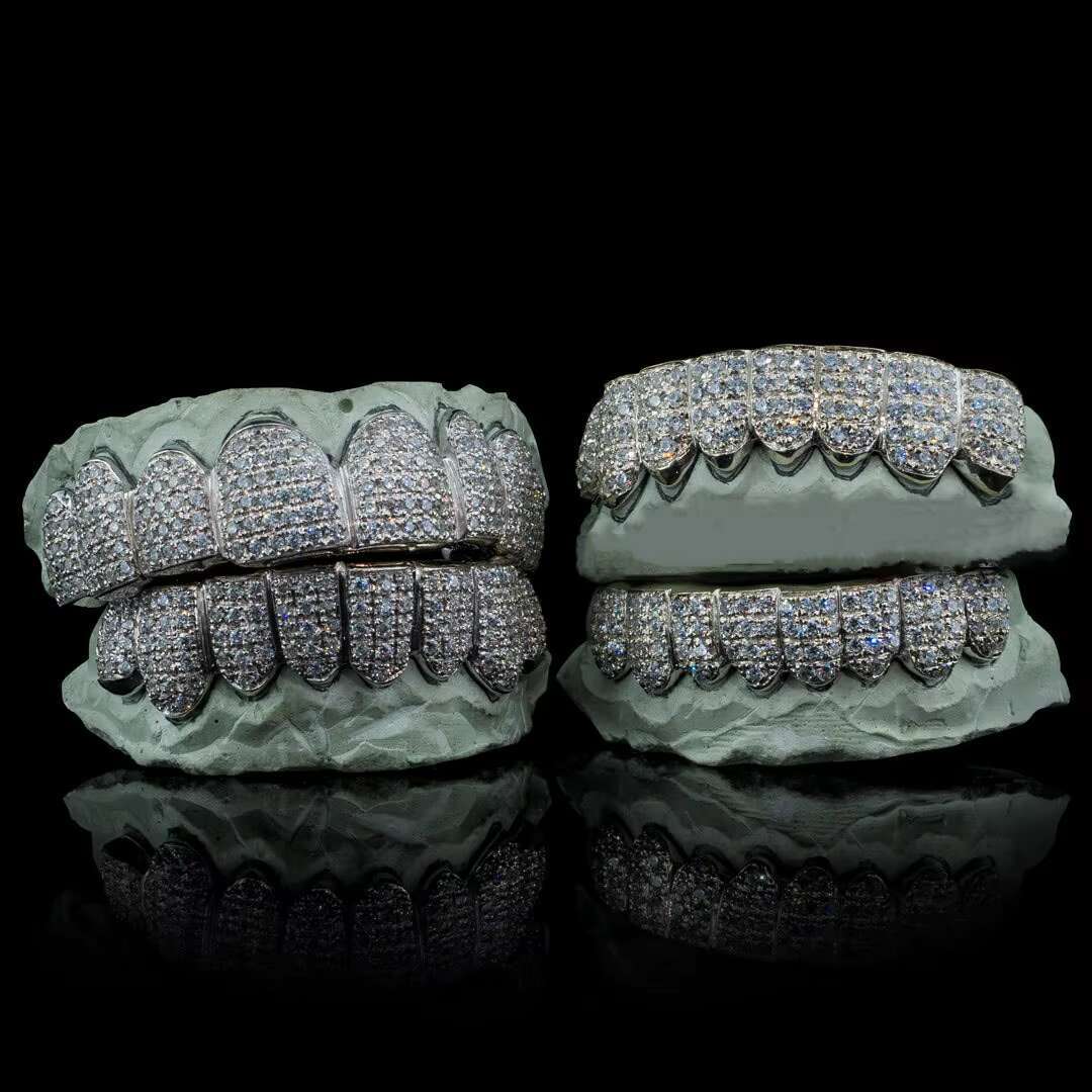 Customize Grillz Diamond Teeth Mirco Pave Hiphop Teeth 8 Top 8 Bottom 925 Sterling Silver Iced Out Vvs Moissanite Grillz
