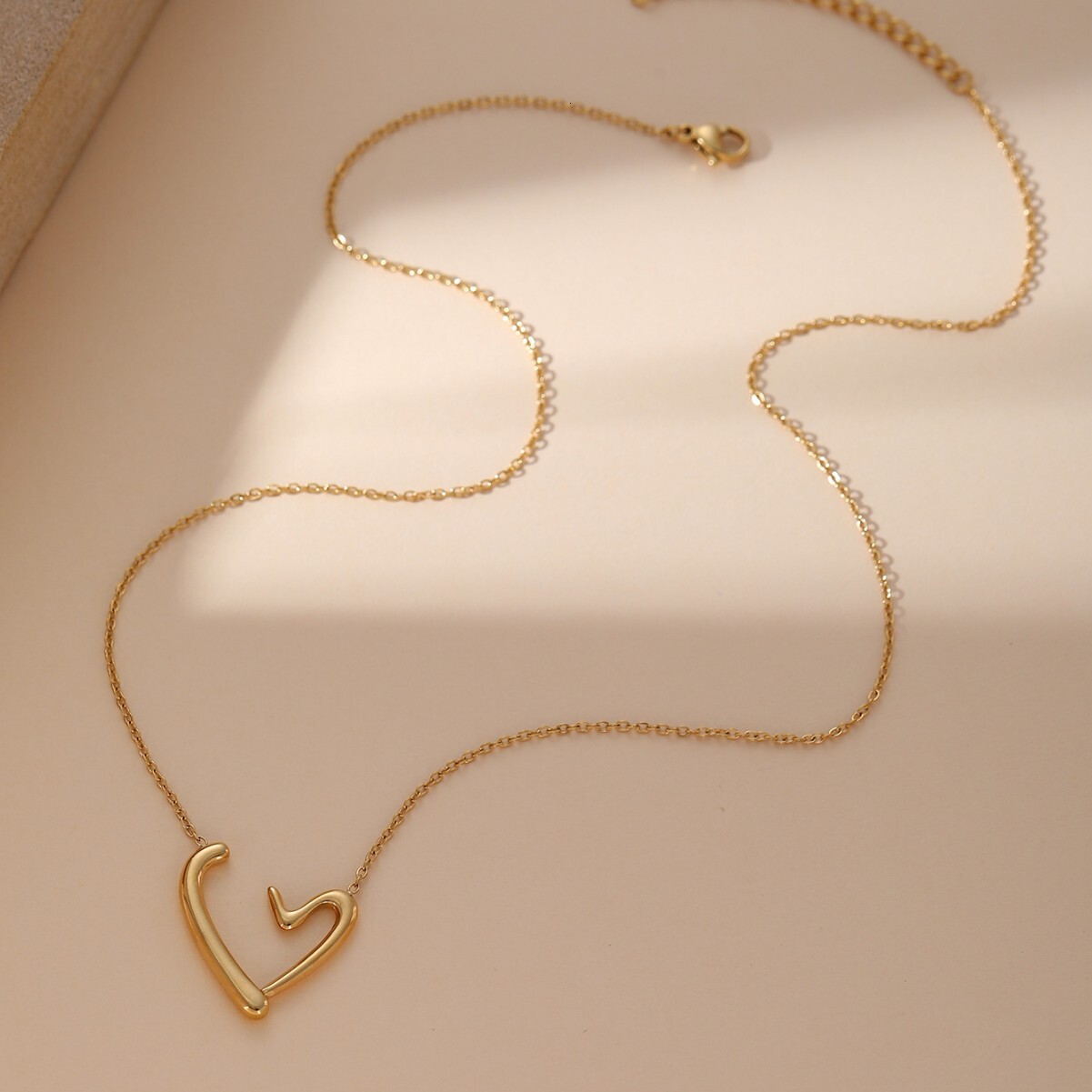 Minimalist Stainless Steel Necklace Jewelry for Women Versatile Double Layer Letter Heart Pendant Clavicle Chain Non-Fading