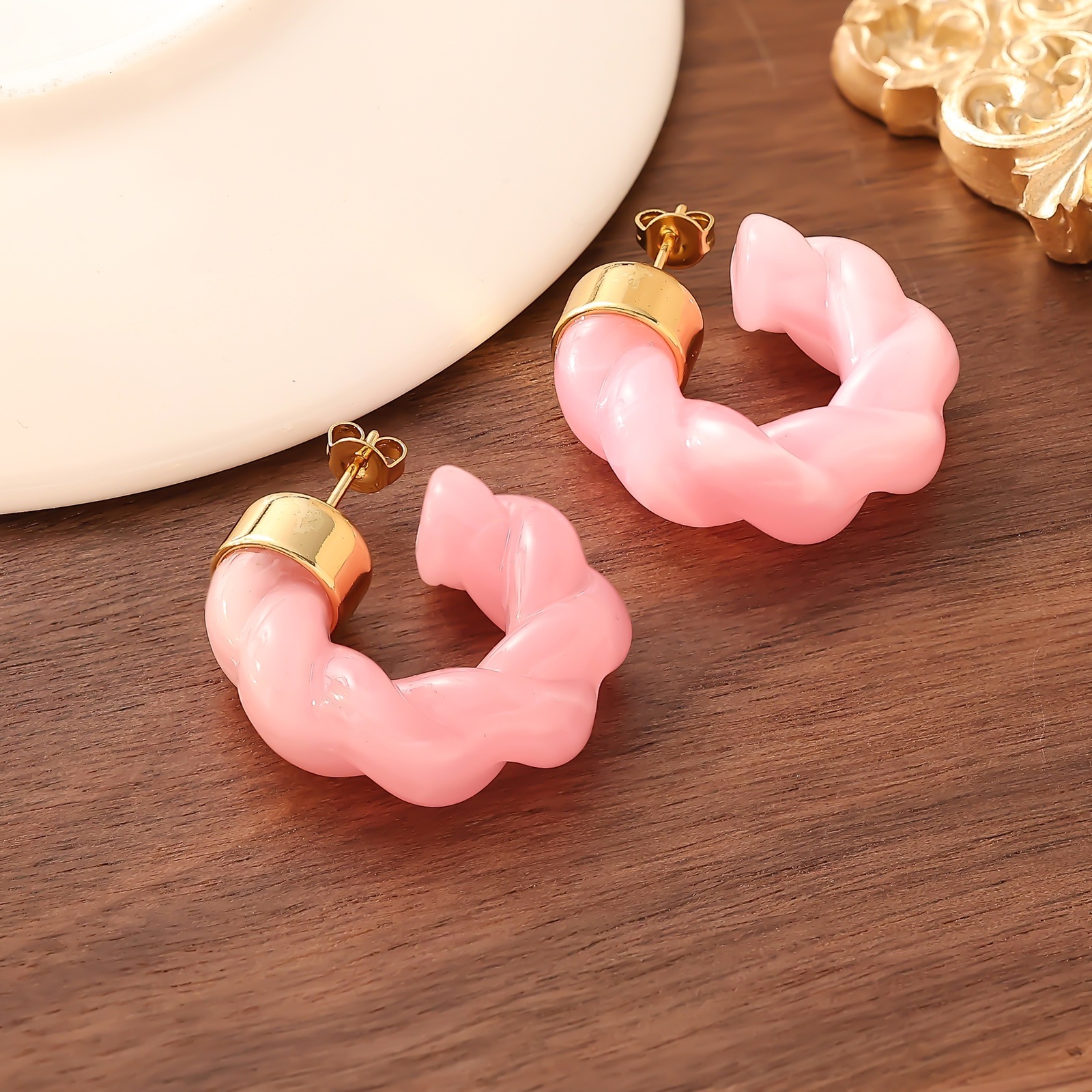 Trend Geometric Twist Hoop Fashion Exquisite Small Popular C-shaped Earrings Creative Ear Jewelry for Women