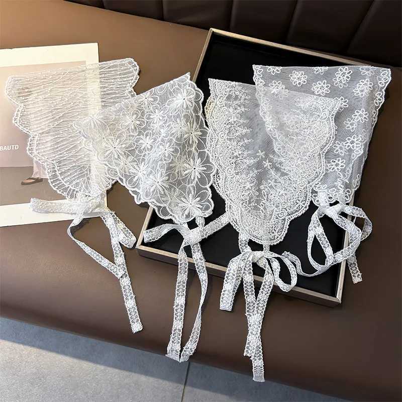 1PC Lace Bandanas Scarf Retro lace Floral Triangle Headscarf Embroidered Hair Scarf Wrap Korean Womens Girl Sweet Kerchief W250602