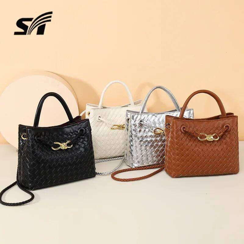 Niche Leather BagShoulder MessengerBag Popular Hand-woven Women's Bag FashionVersatileTemperament Handbag Purses and Handbags
