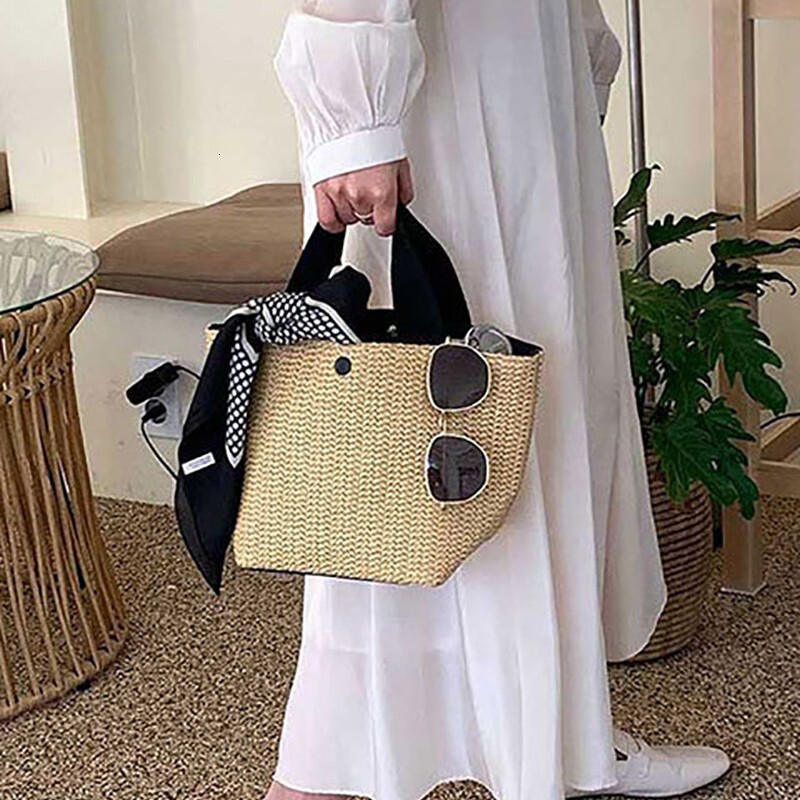 designer Ins 2025 New Beach Summer Vacation Summer Pastoral Style Woven Bag Retro Handheld Straw Bag for Women