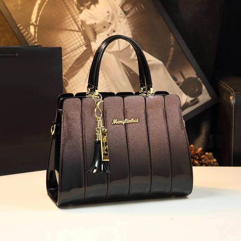 Fashion Genuine Leather Women's Handbags Crossbody Large Capacity Female Portable Shoulder Messenger Bag 2025 New