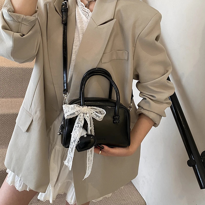 MOODS Mini Boston Shoulder Crossbody Bags For Women Lace Bowknot Round Top-handle Bag With Heart Pendant Handbags 250530