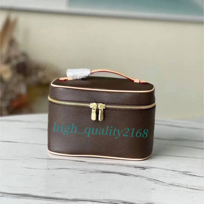 Nice BB Cosmetic Bags Cases Designer Makeup Bag Handbag Top Handle Clutch Toiletry Bags 12A Mirror Quality Canvas Leather Makeup Bag Designer Bag With Box