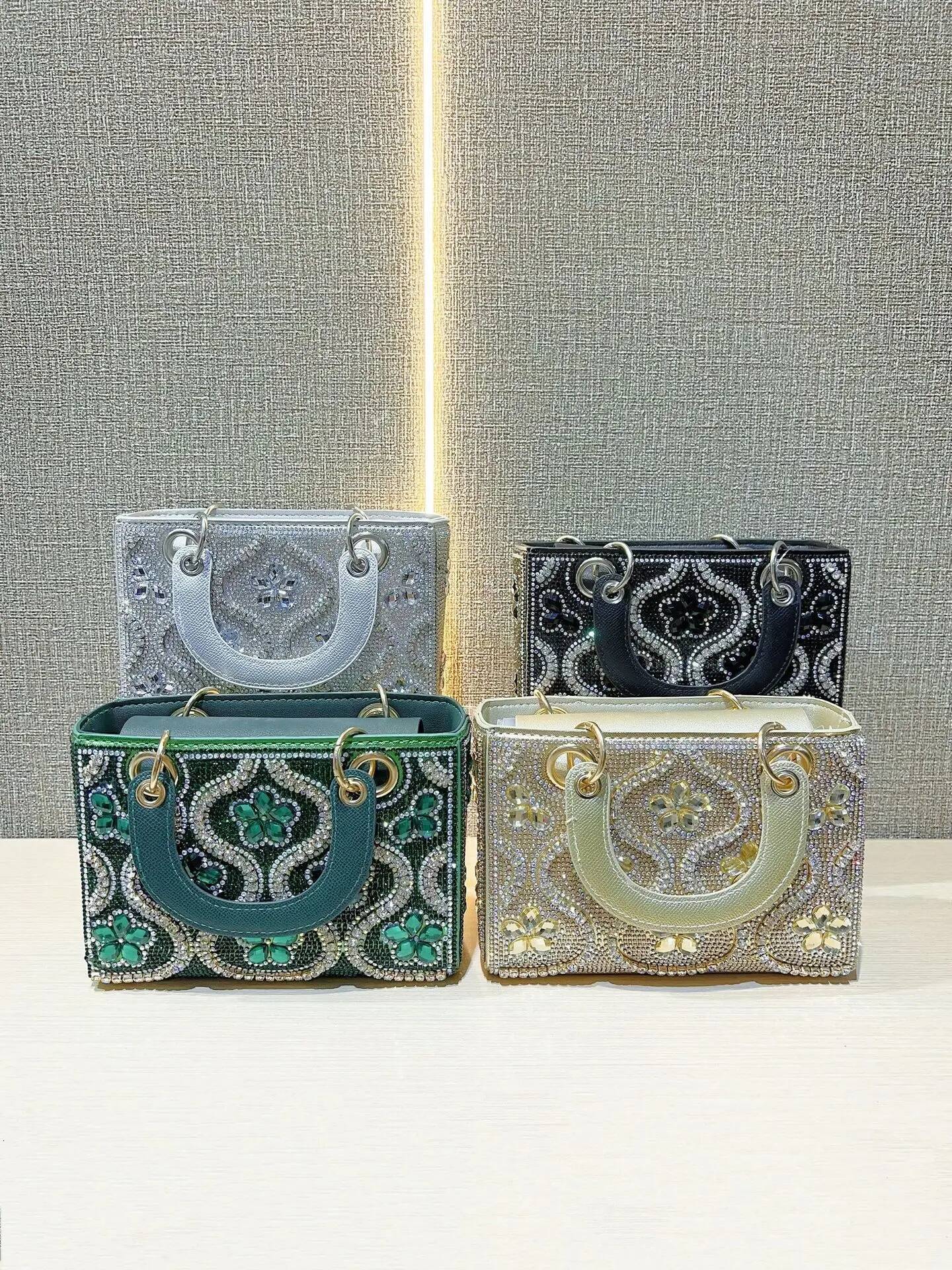 2025 new handmade lightweight luxury designer women's evening handbag, shoulder crossbody bag, shiny diamond decoration fashionable women's 